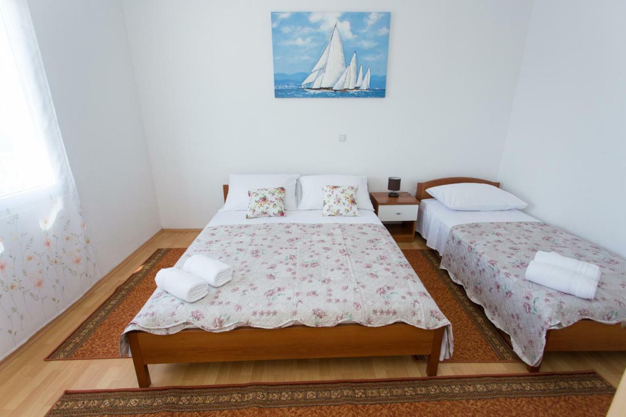 Apartman Paula 1 Appartement Vinišće Buitenkant foto